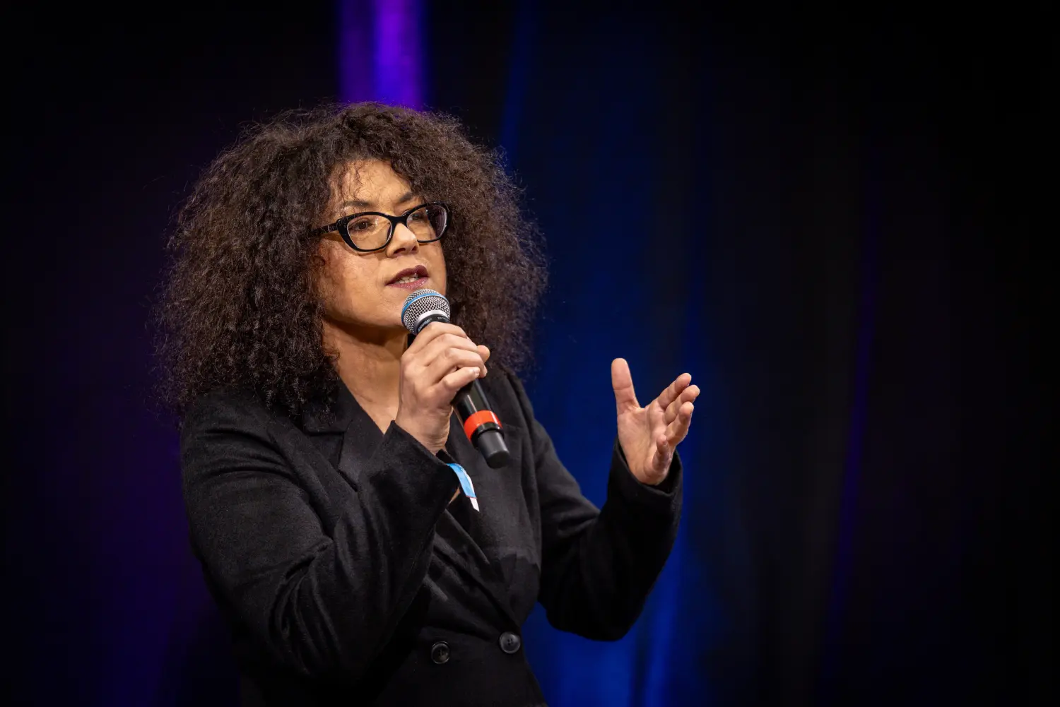 Saya in space - Sonja Naumann bei ihrer Rede